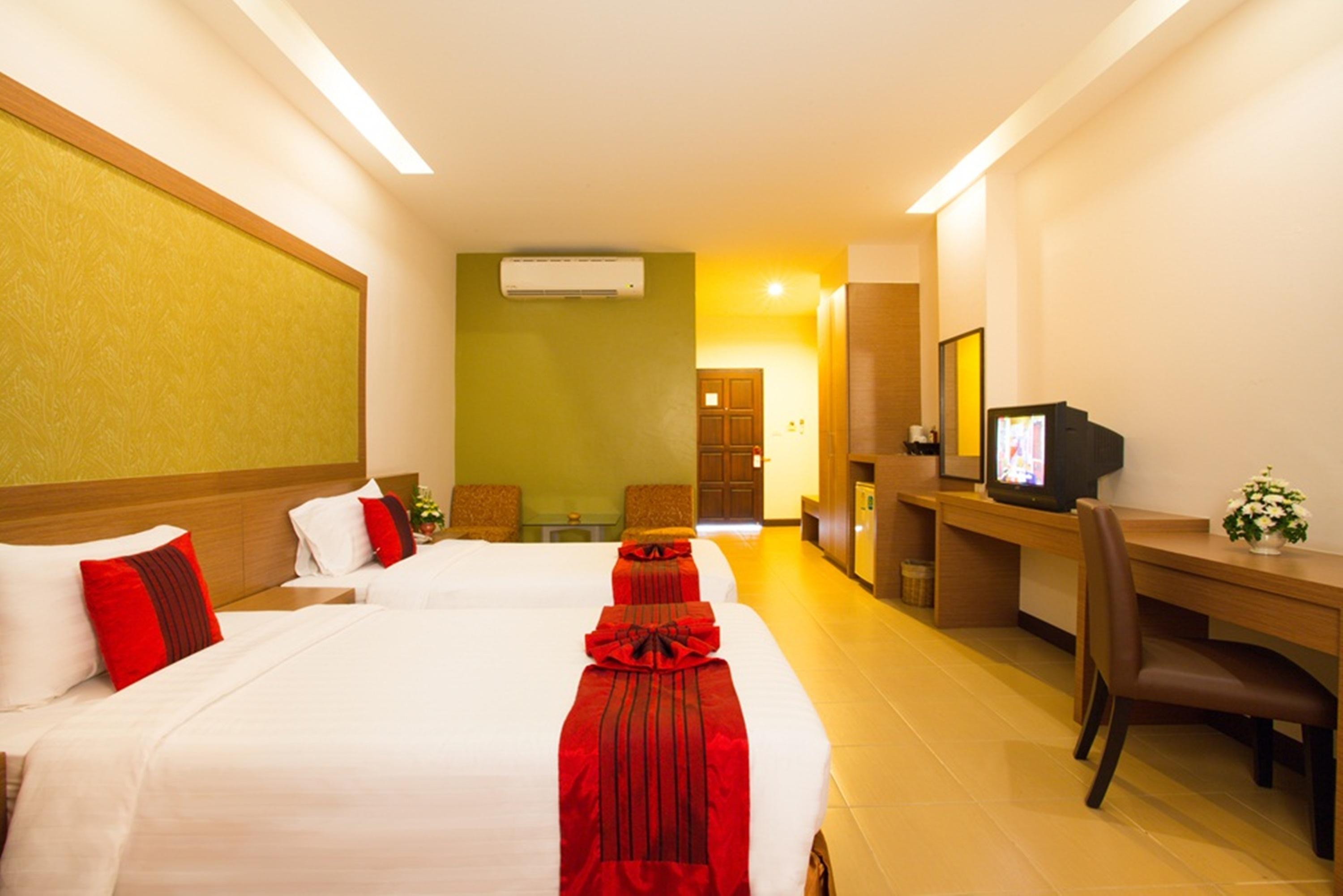 Eastiny Resort & Spa Nong Prue Exterior photo