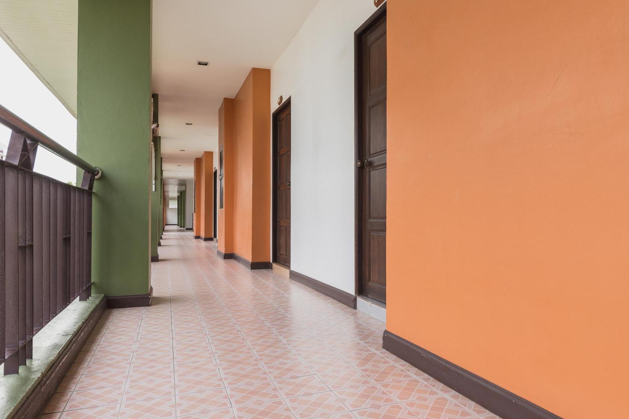 Eastiny Resort & Spa Nong Prue Exterior photo