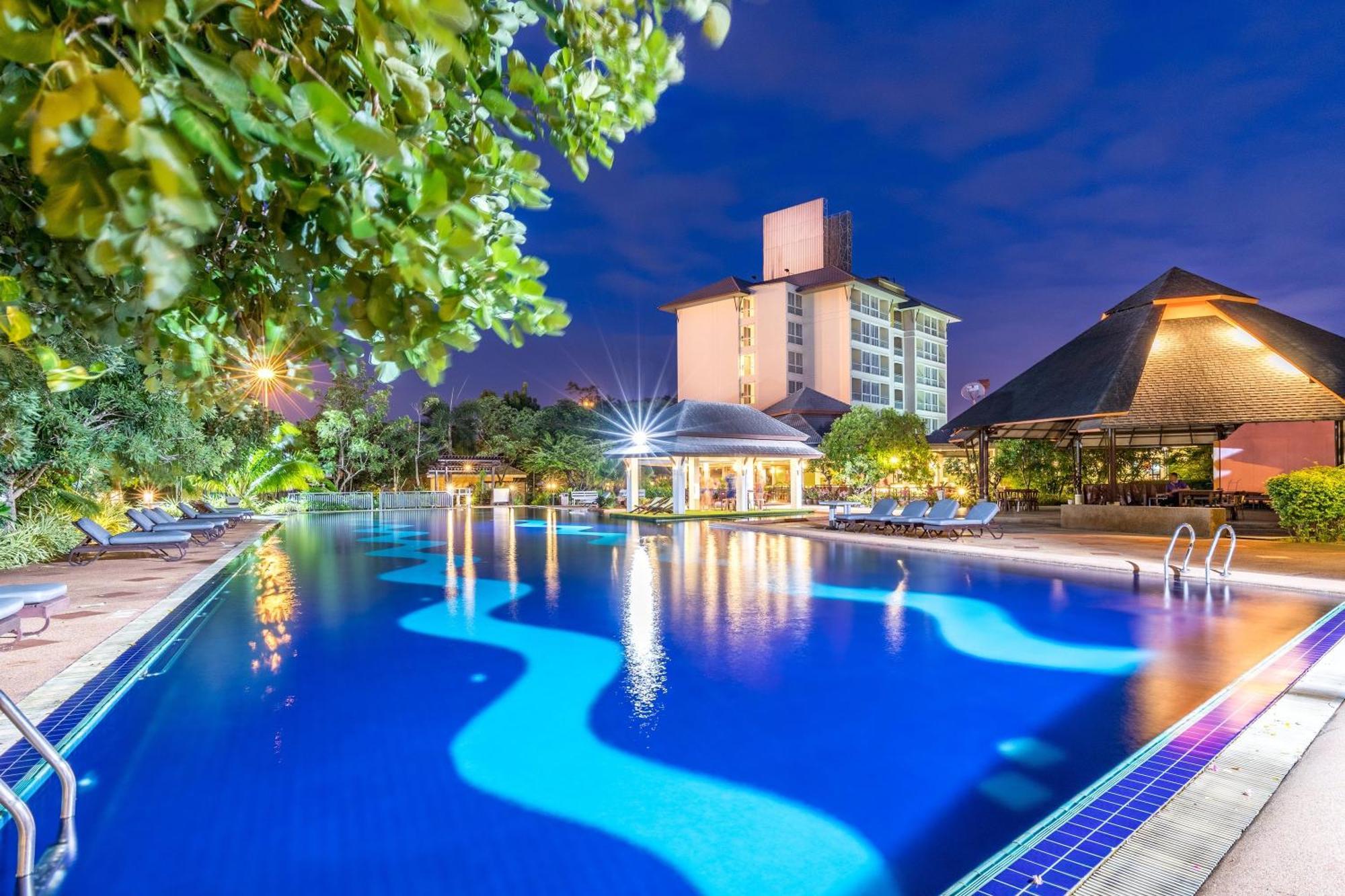 Eastiny Resort & Spa Nong Prue Exterior photo